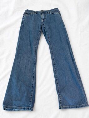 Denver Hayes Women's Medium Blue Flared Jeans
